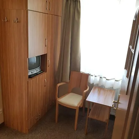 Nina Quarto em Acomodações Particulares *